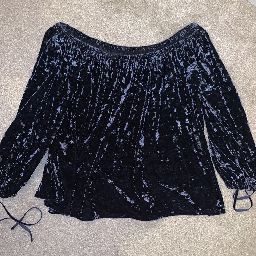 off the shoulder 3/4 sleeve top